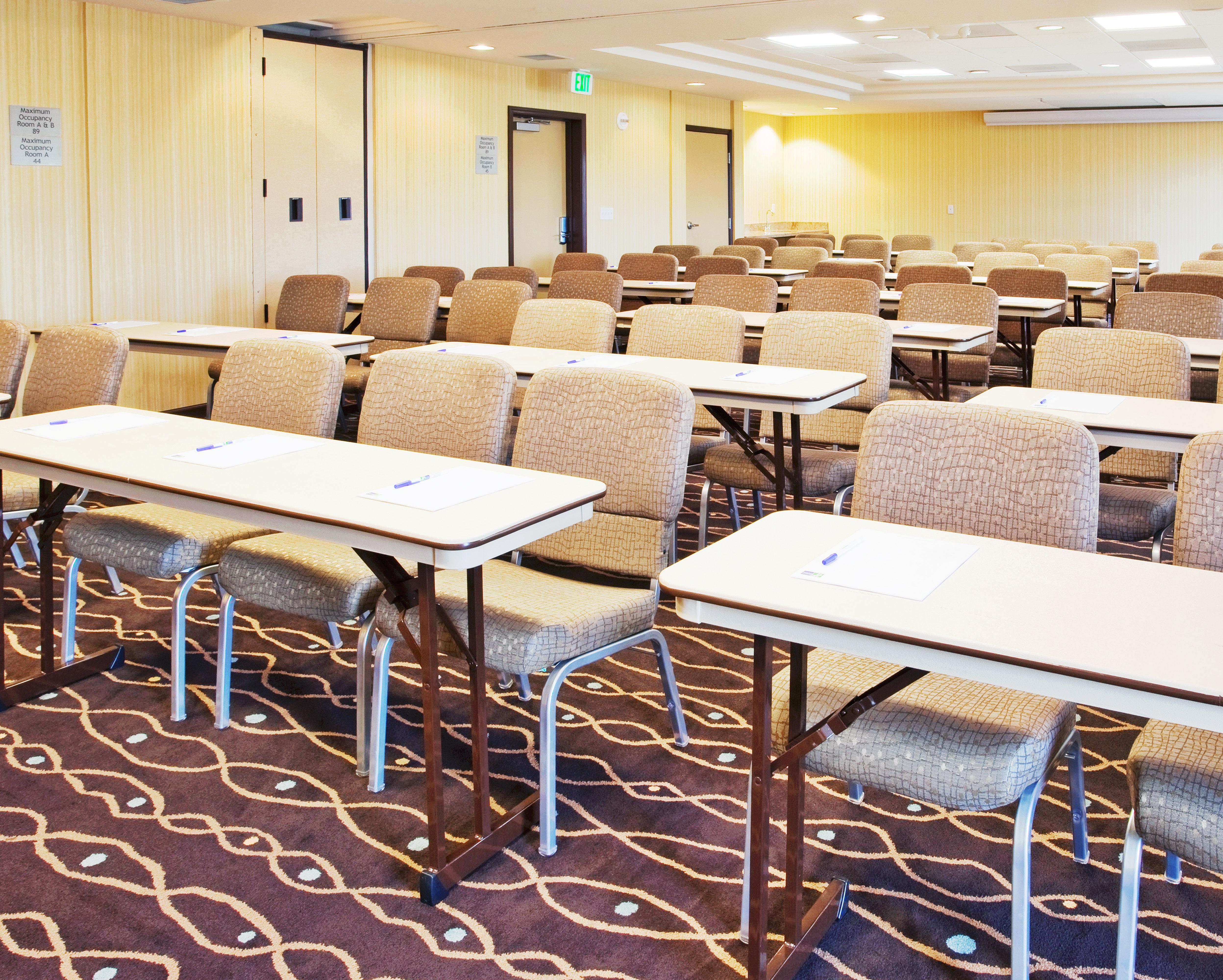Holiday Inn Express & Suites Salinas By Ihg Dış mekan fotoğraf