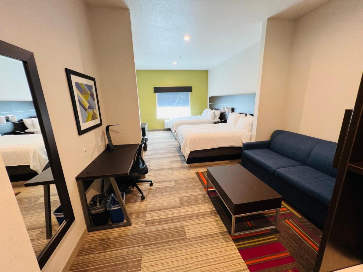 Holiday Inn Express & Suites Salinas By Ihg Dış mekan fotoğraf