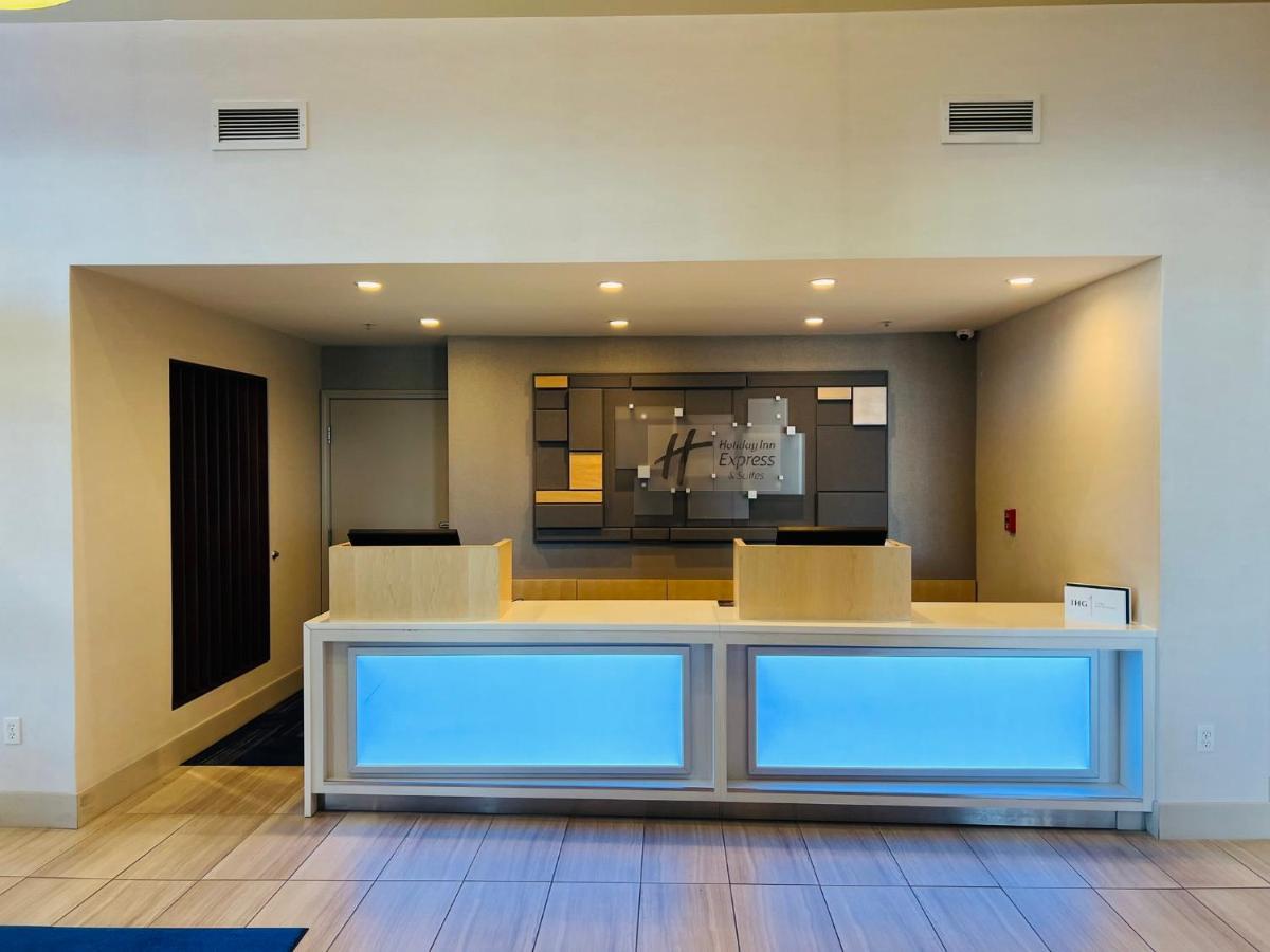 Holiday Inn Express & Suites Salinas By Ihg Dış mekan fotoğraf