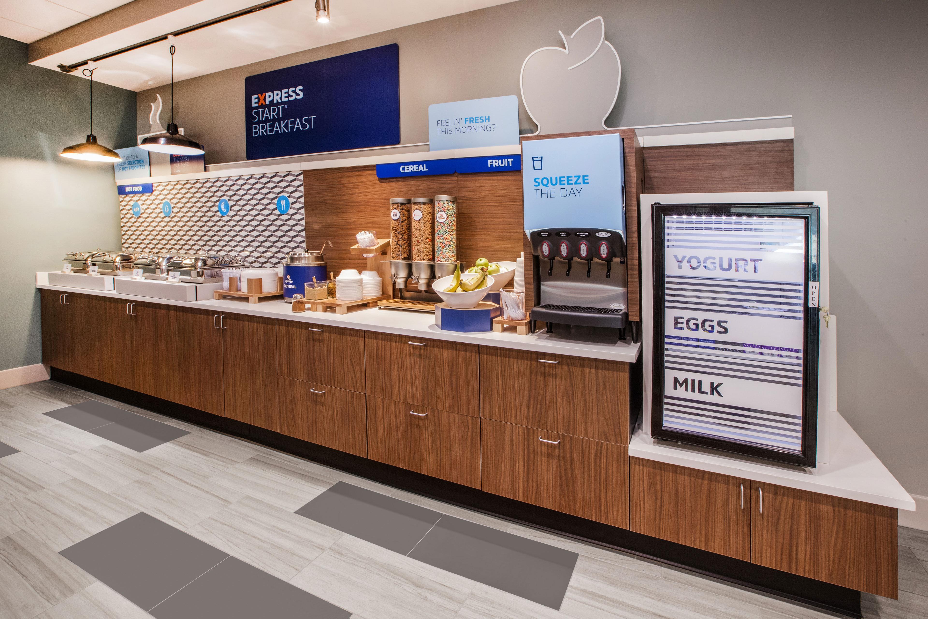 Holiday Inn Express & Suites Salinas By Ihg Dış mekan fotoğraf