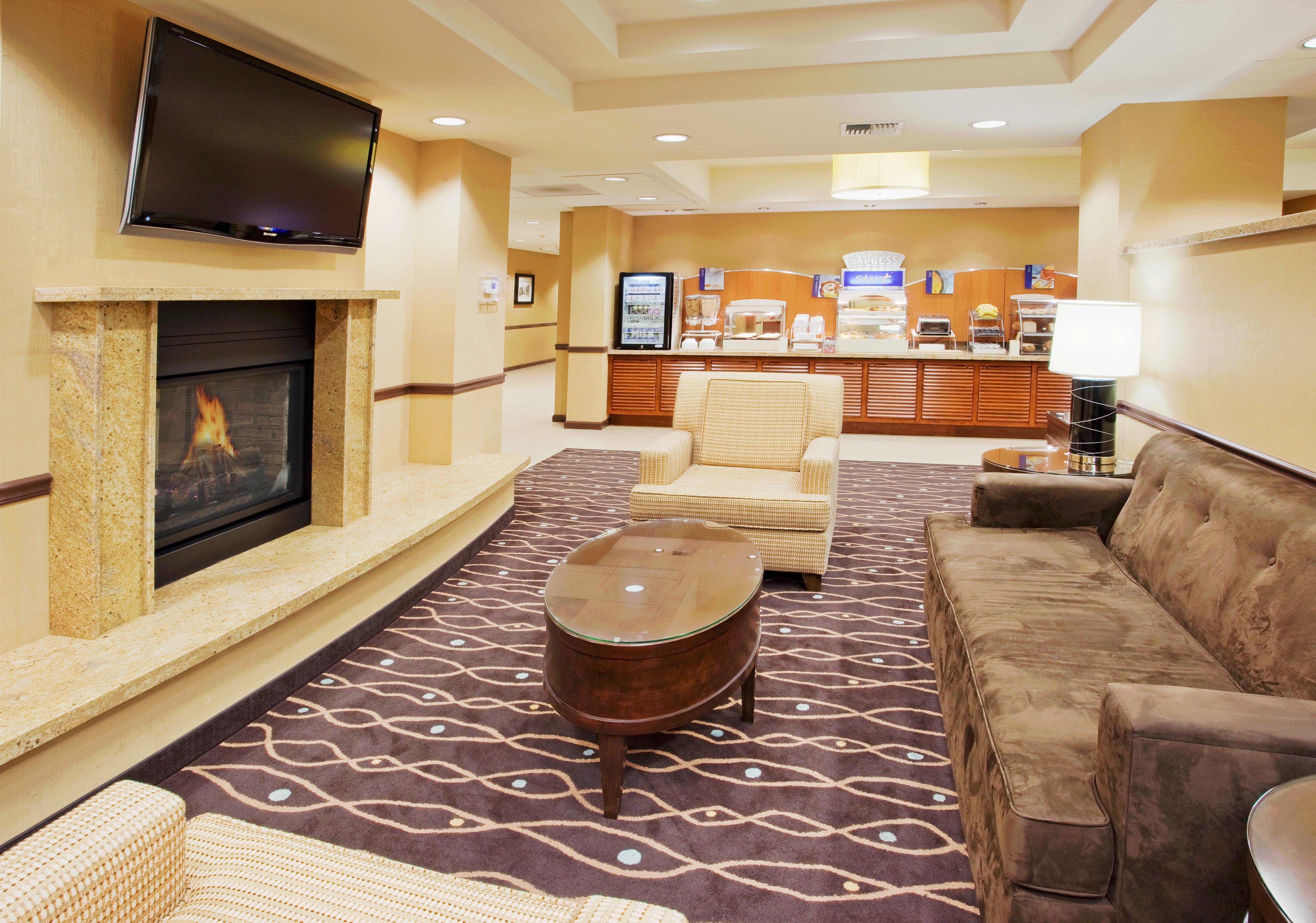 Holiday Inn Express & Suites Salinas By Ihg Dış mekan fotoğraf